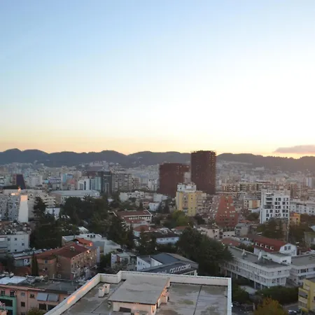 Albania Haven Kafe Flora * Tirana